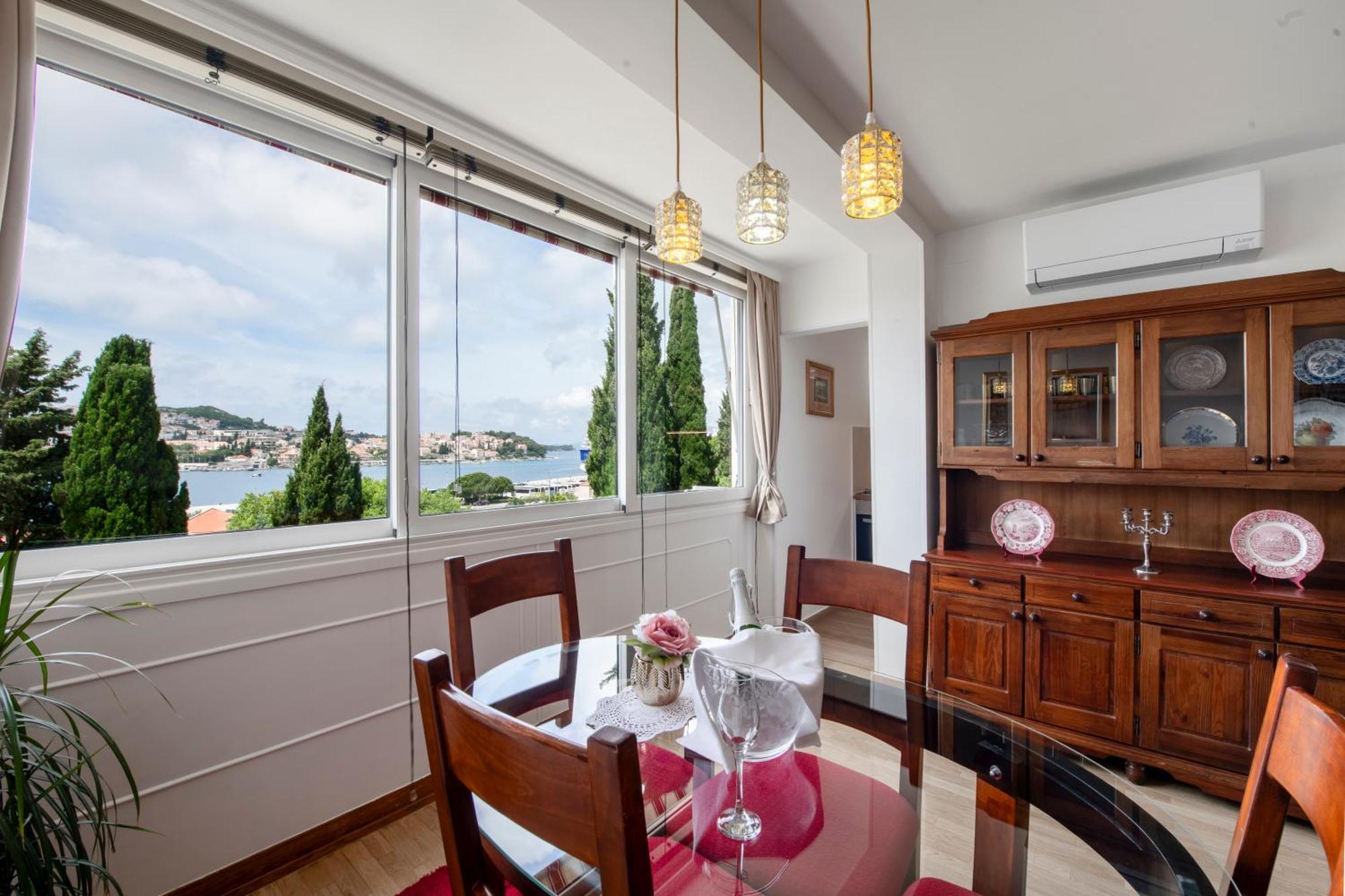 One , Sea View , Free Parking * Dubrovnik