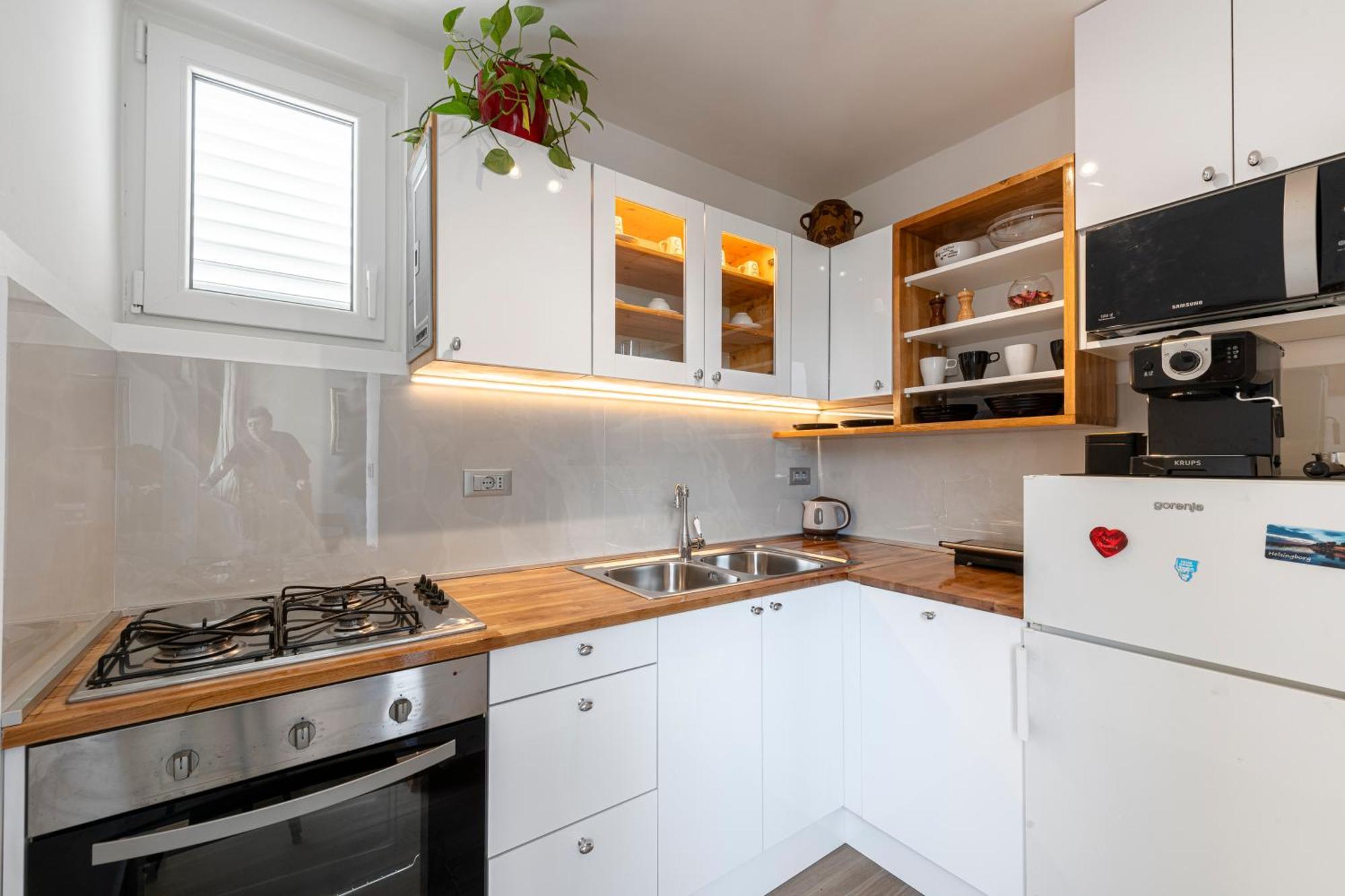 Apartamento One , Sea View , Free Parking